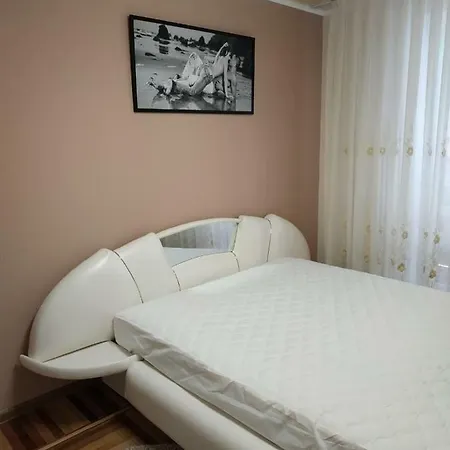2комн.квартира недалеко от Аркадии *